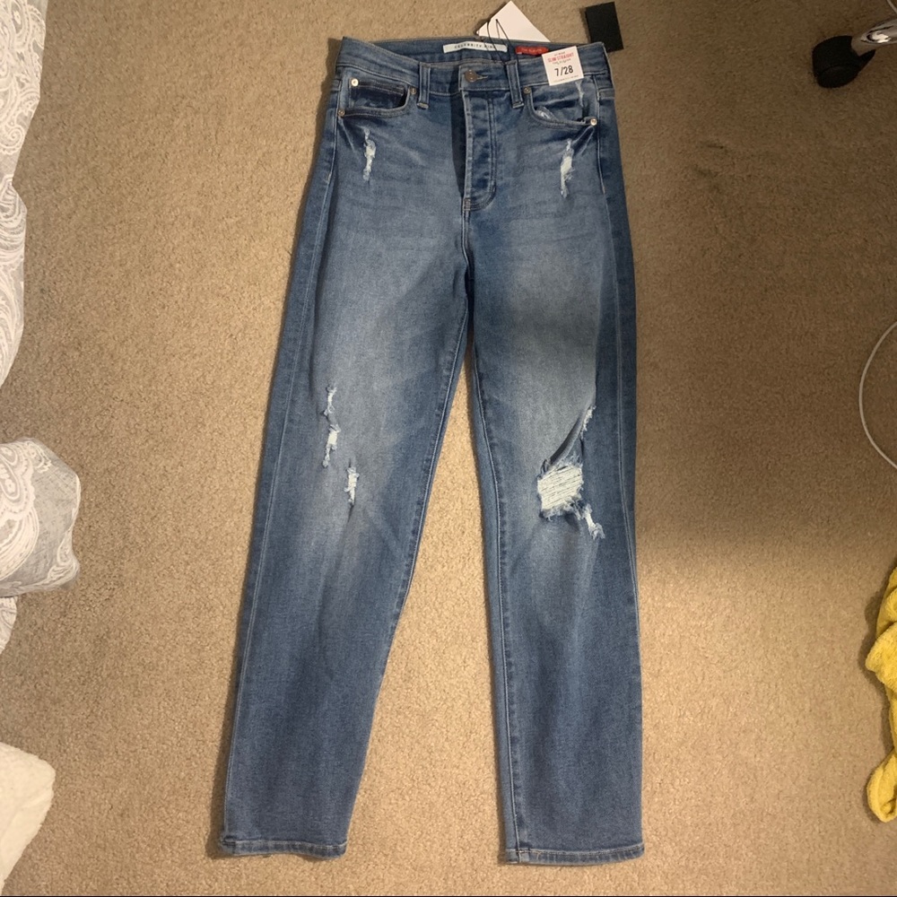 NWT Straight Leg Jeans